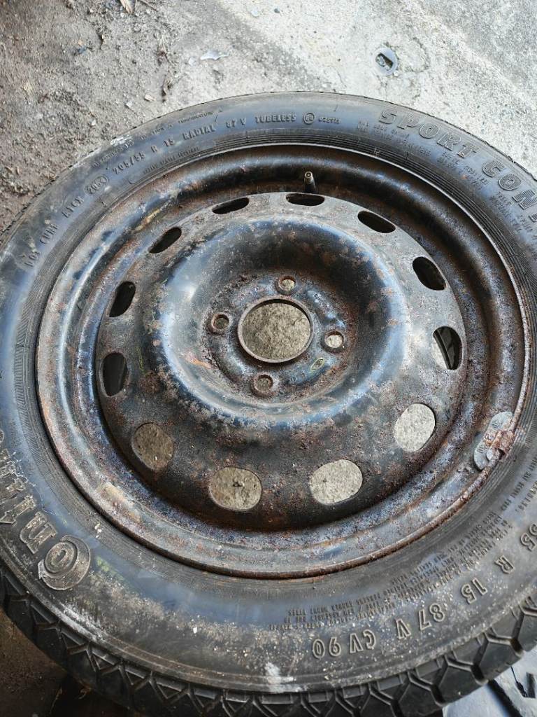 image for 205 55 15 on ford rim 