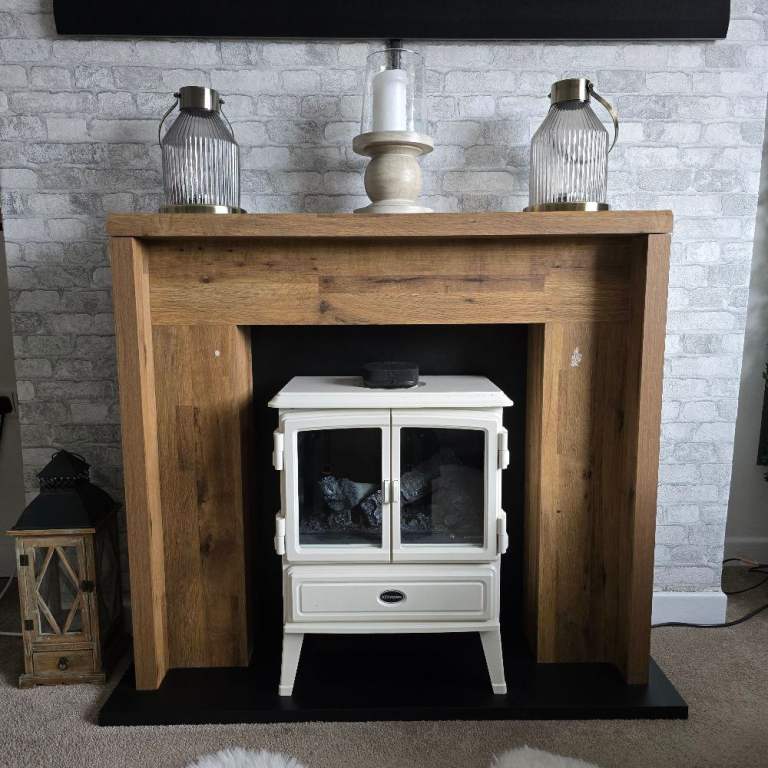 Oak Effect Fireplace Surround, Black Hearth & Dimplex Electric Stove
