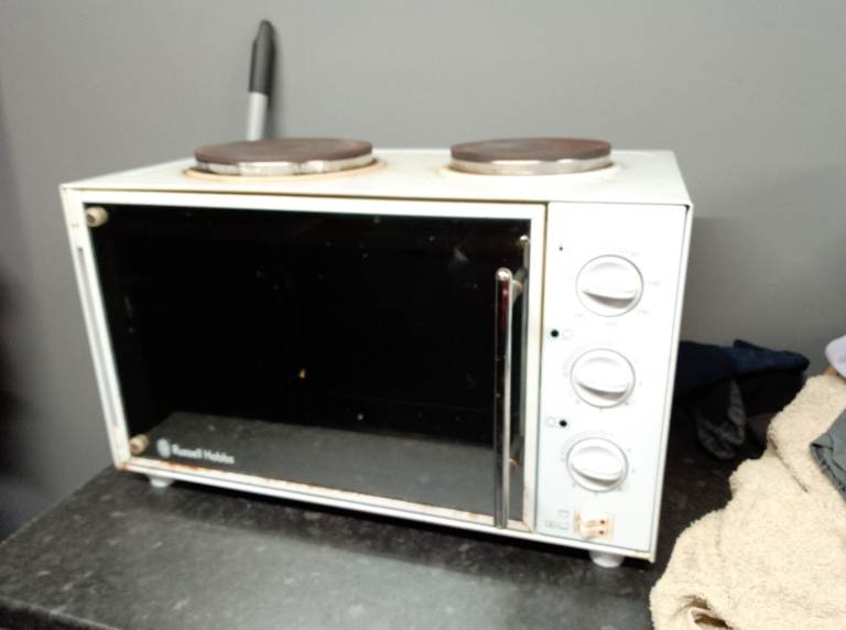 Oven an hob all in one