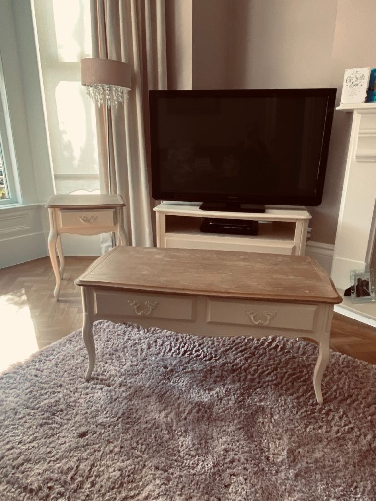 Laura Ashley - Living Room Furniture