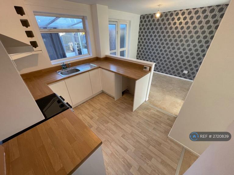 3 bedroom house in Vale View, Nuneaton, CV10 (3 bed) (#2720839)