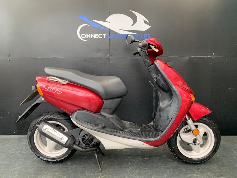 YAMAHA YN 50 NEOS 2 STROKE 50cc PROJECT SCOOTER 2001 HPI CLEAR