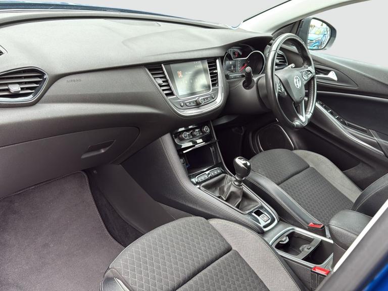 2019 Vauxhall Grandland X 1.2 Turbo GPF Sport Nav SUV 5dr Petrol Manual Euro 6