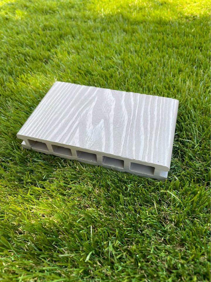 Oak Composite decking / 3.6m & 4.8m