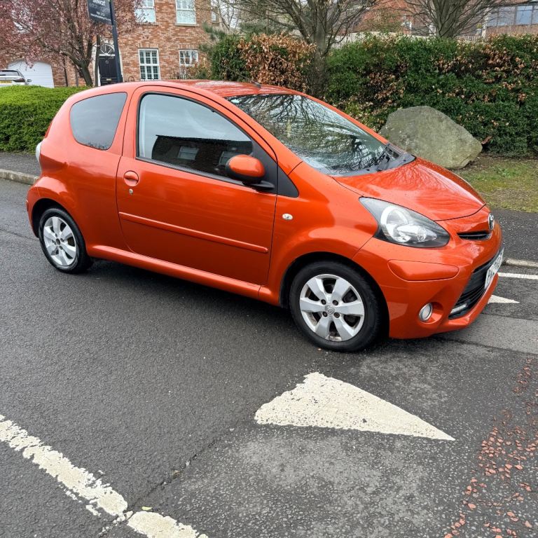Toyota Aygo, 2012, 70+ Miles Per Gallon, £20 tax, Long MOT