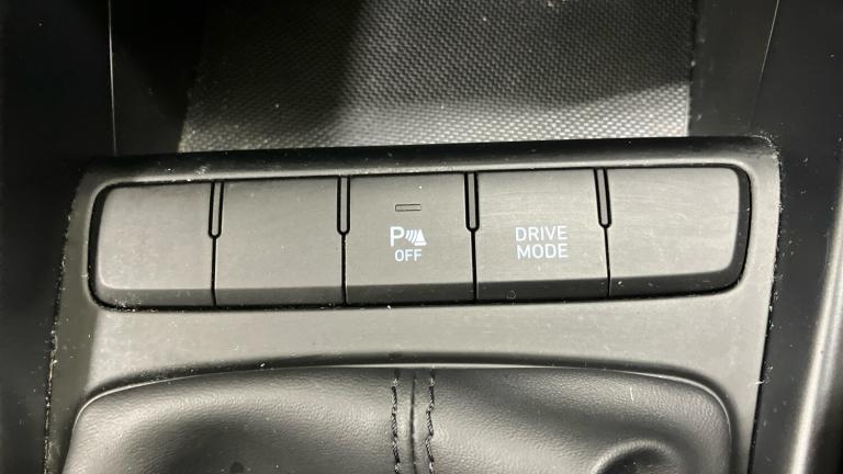 2022 Hyundai i20 1.0T GDi 48V MHD SE Connect 5dr Petrol Hatchback Hatchback Petrol Manual