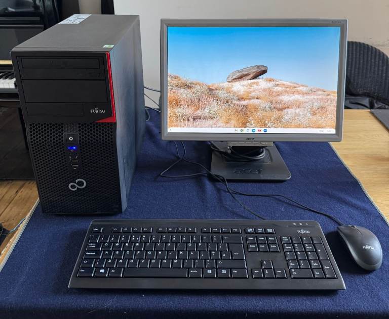 Fujitsu Esprimo PC, 4th gen i3, 4GB RAM, 250GB HDD, Chrome OS Flex