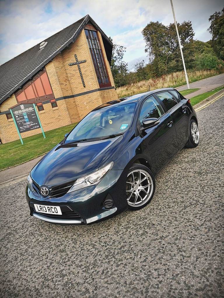 2013 TOYOTA AURIS D-4D...£20 TAX...60 MPG...1.4 DIESEL...100 BHP...6 SPEED...89K...FSH...FULL MOT