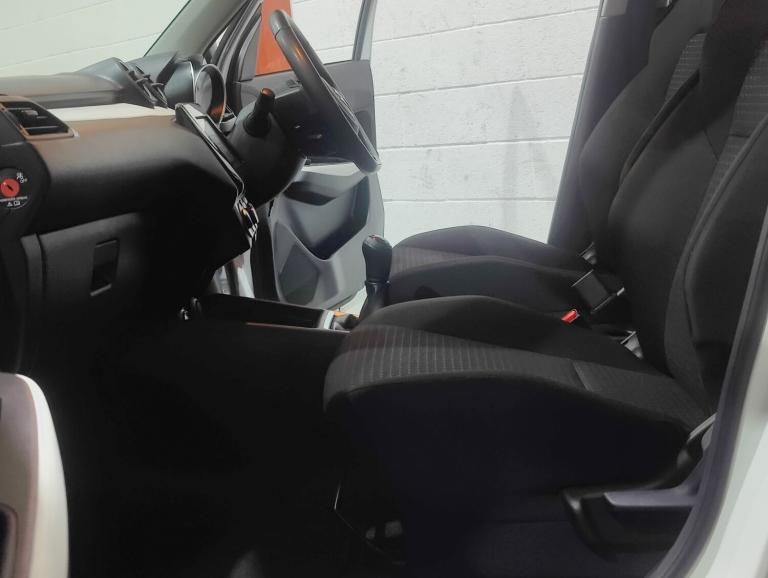 SUZUKI SWIFT; 1.2 PETROL HYBRID; 82BHP; SZ-L; 5 DOOR; MANUAL; WHITE; 57.9 MPG;