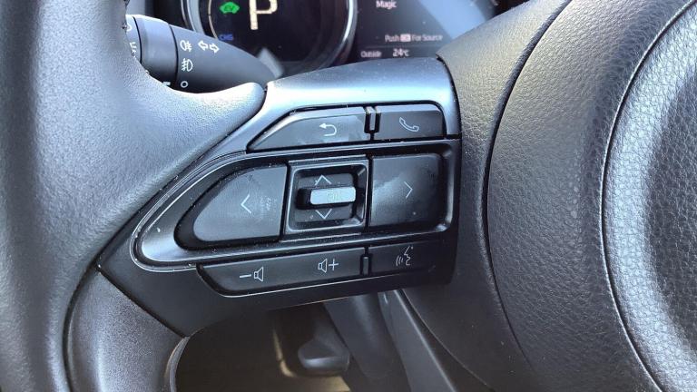 2021 Toyota Yaris 1.5 Hybrid Dynamic 5dr CVT HATCHBACK PETROL/ELECTRIC Automatic