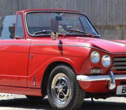 Triumph herald windscreen 
