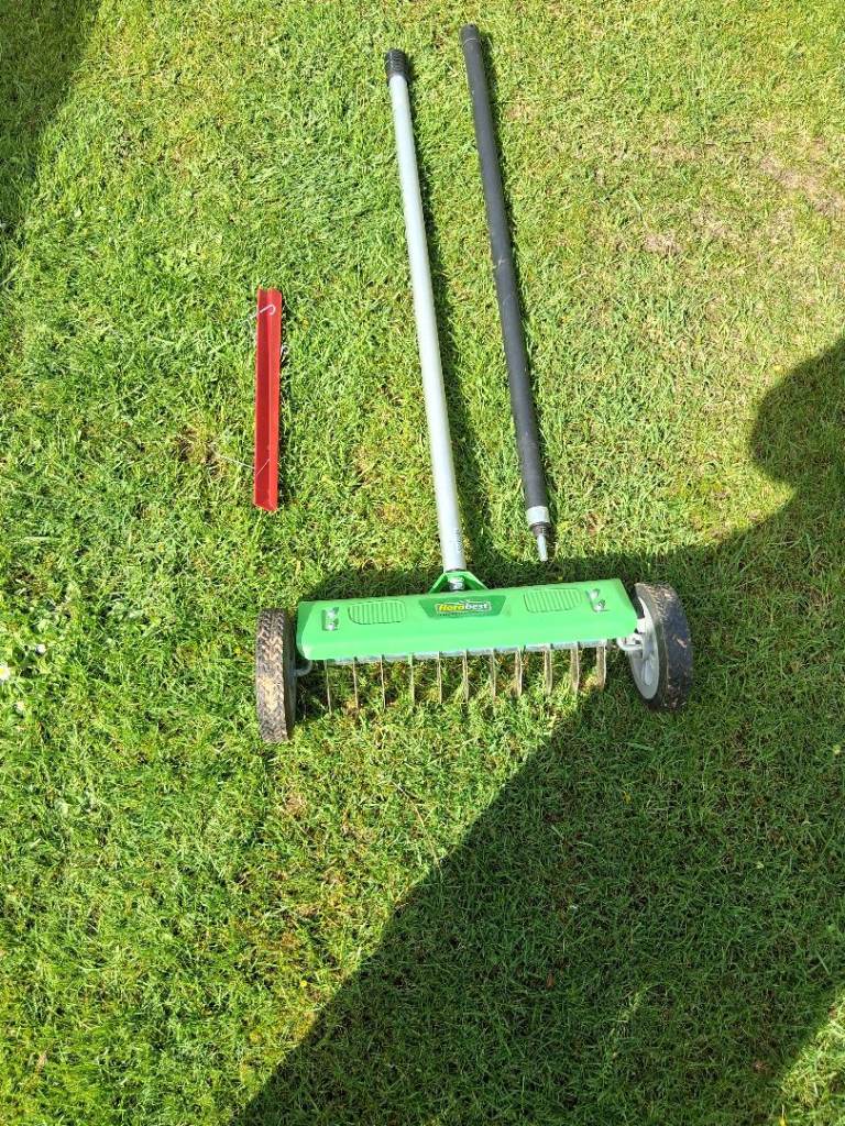 Manual Lawn Aerator/moss removal tool   – Good Condition
