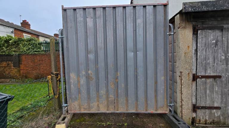  STEEL HOARDING PANEL GALVANISED SOLID HERAS HARRIS METAL FENCE 2.4M x 2.1M *BIG
