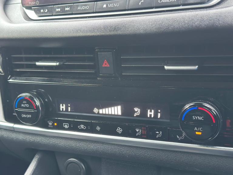 2022 Nissan Qashqai 1.3 DIG-T MHEV Acenta Premium XTRON Euro 6 (s/s) 5dr HATCHBACK Petrol/Electri...