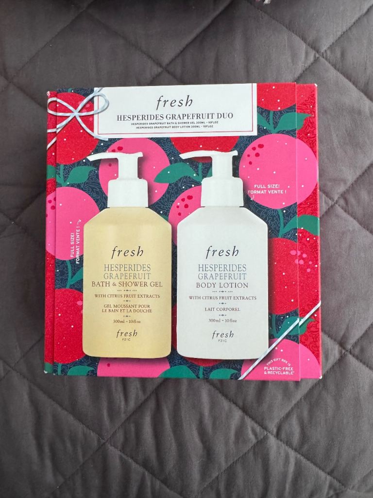 image for New Fresh Hesperides Grapefruit Shower Gel & Body Lotion Gift Set.