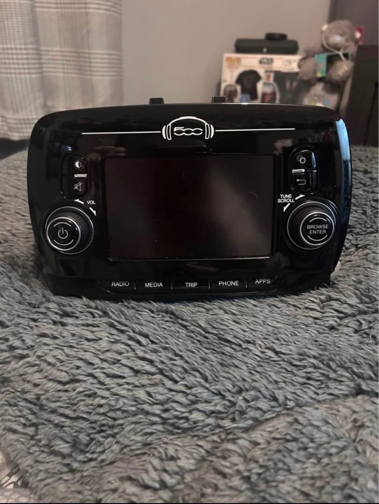Abarth 500/595 radio 