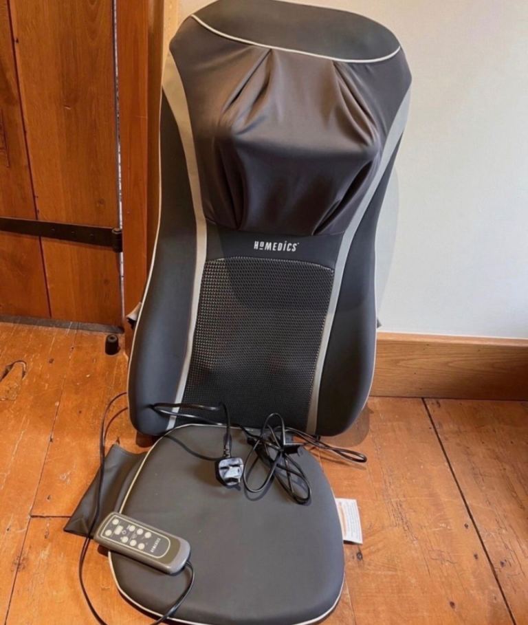 HOMEDICS MASSAGE CHAIR SHIASTU 