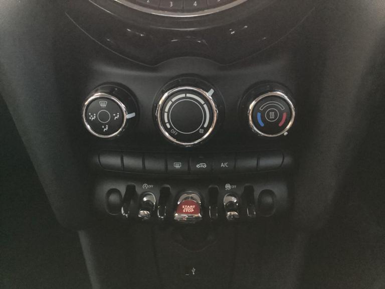 2018 MINI Hatch 1.5 Cooper Hatchback 3dr Petrol Manual Euro 6 (s/s) (136 ps) HATCHBACK Petrol Manual