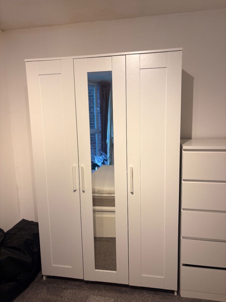 Dismantled white wardrobe with 3 doors & mirror (Ikea Brimnes)
