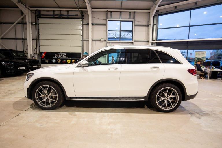 2020 Mercedes-Benz GLC GLC 300d 4Matic AMG Line Premium Pls 5dr 9G-Tronic ESTATE DIESEL Automatic