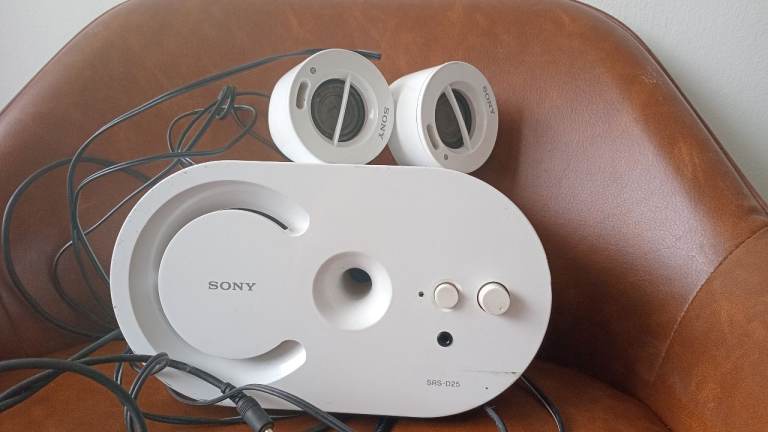 Sony Srs-25 wired speaker system complete