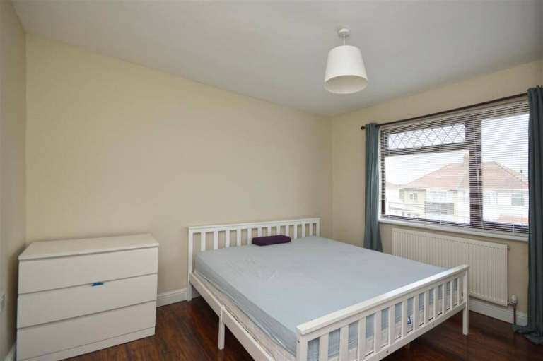 2×Room in a shared property