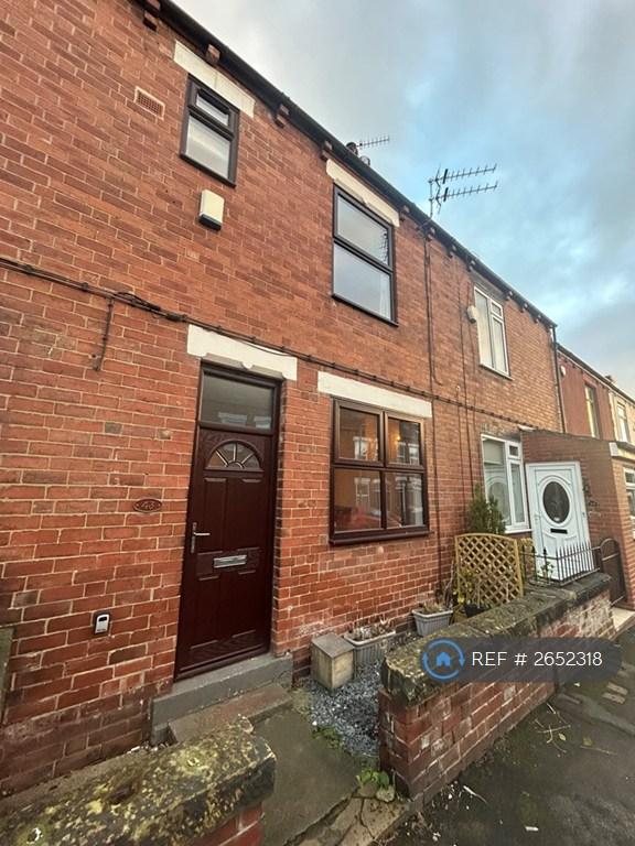 4 bedroom house in Strawberry Avenue, Garforth, LS25 (4 bed) (#2652318)
