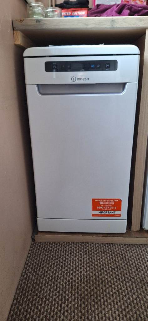 Indesit Dishwasher 
