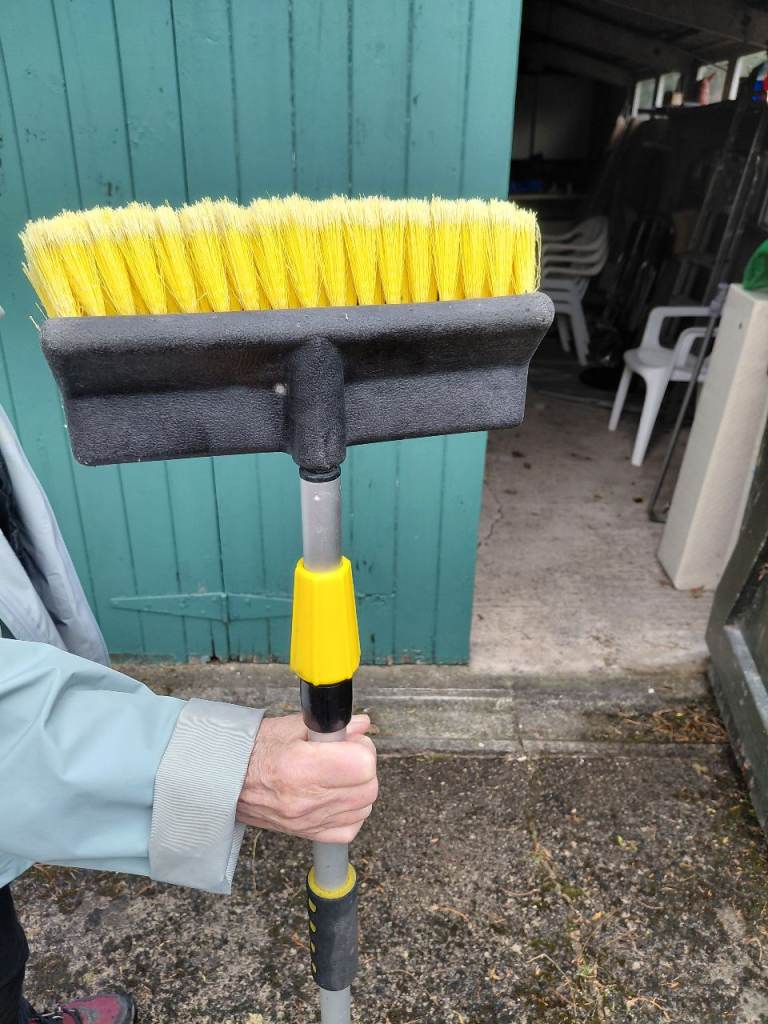 Martin Cox Telescopic Wash Brush - cars, caravans, trailers etc