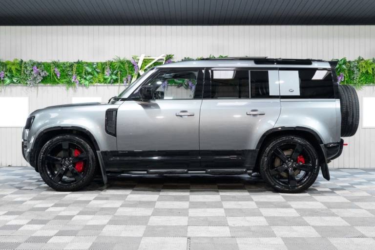 2021 Land Rover Defender 3.0 D300 MHEV X-Dynamic HSE SUV 5dr Diesel Auto 4WD Euro 6 (s/s) (300 ps...