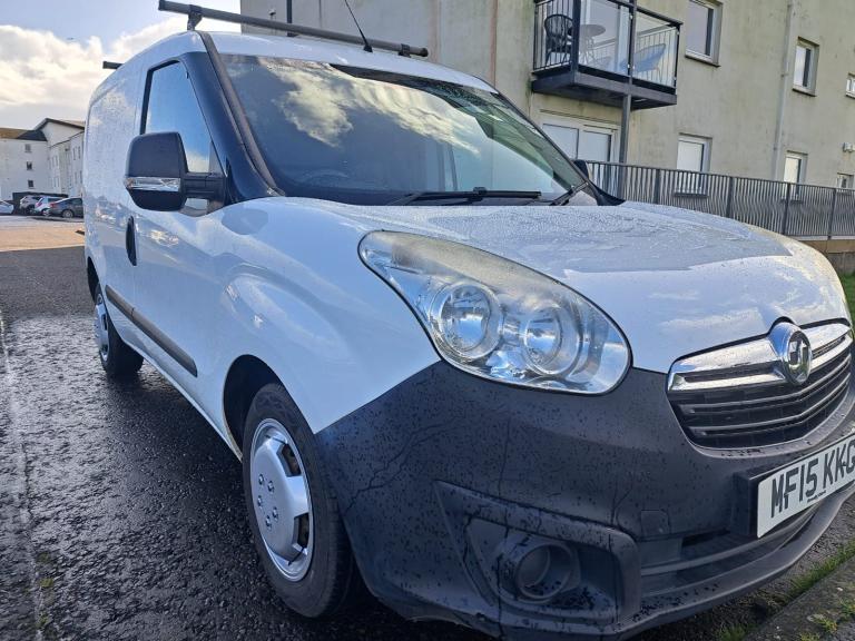 BARGAIN LOW MILES VAUXHAL COMBO