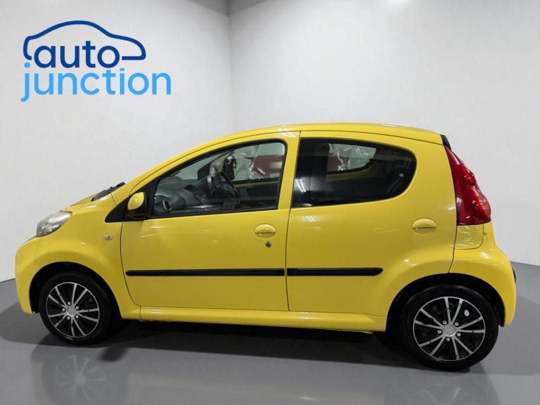 2010 Peugeot 107 1.0 Urban 5dr 2-Tronic HATCHBACK Petrol Automatic