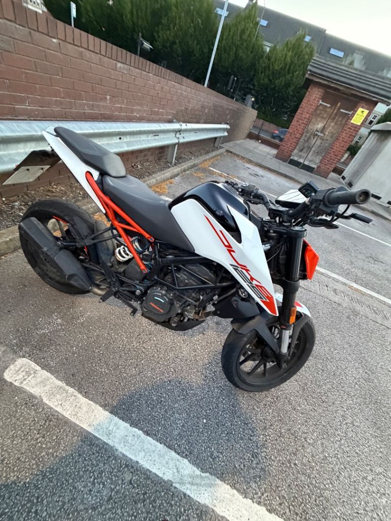 KTM, DUKE, 2018, 125 (cc)
