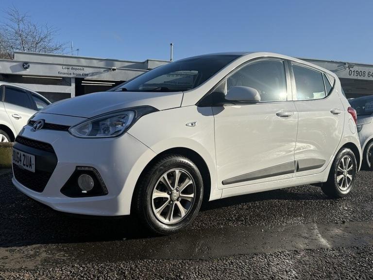  Hyundai i10 Premium Hatchback Petrol Manual