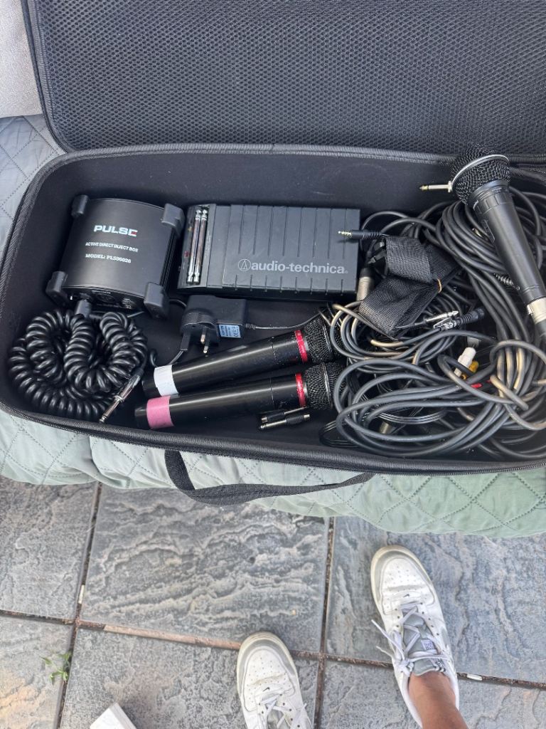 Audio Technica Microphone Kit with Pulse Receiver