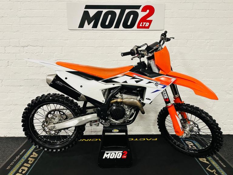 2023 USED KTM SXF 250 (ONLY DONE 49 HOURS FROM NEW) MOTOCROSS BIKE 