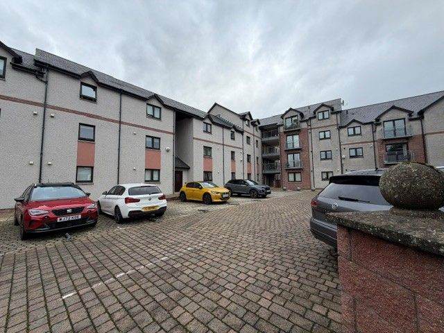 Two-Bedroom Flat for Sale – 28 Riverview, Portland Place, Inverness
