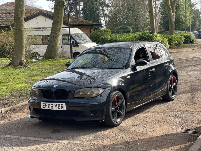 BMW, 1 SERIES, Hatchback, 2006, Semi-Auto, 1995 (cc), 5 doors