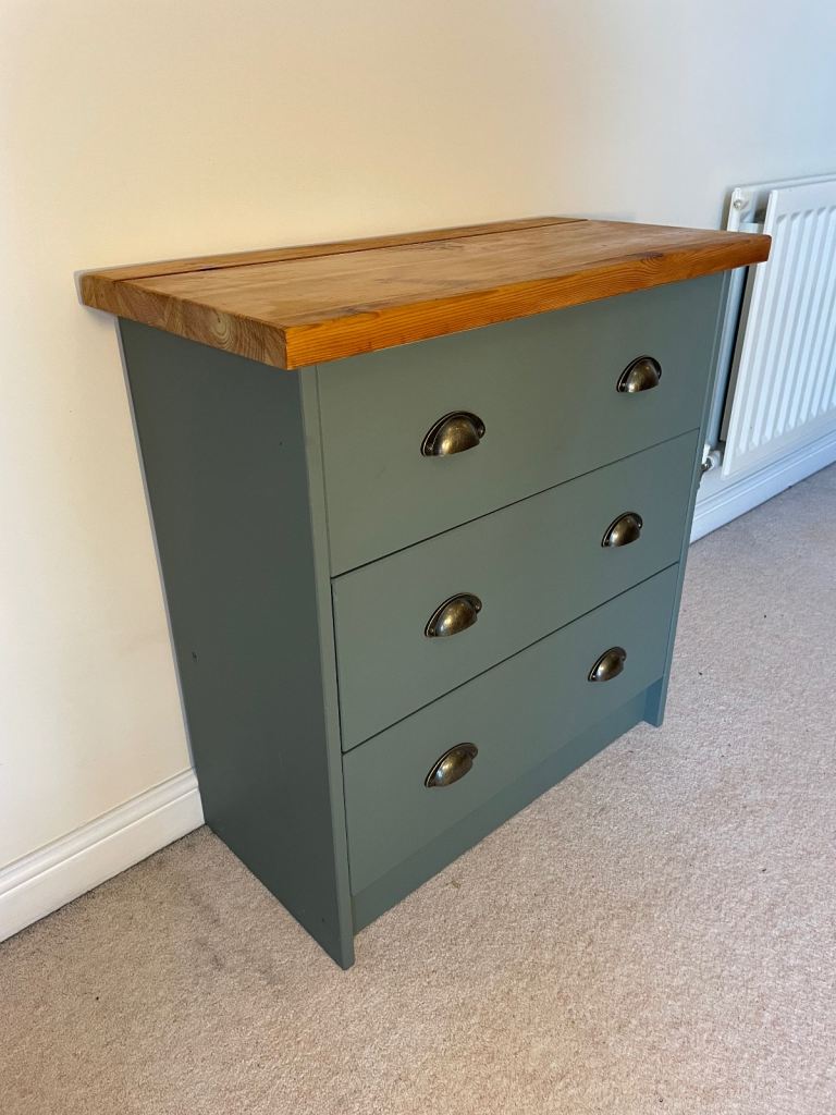 Chest of Drawers Upcycled 