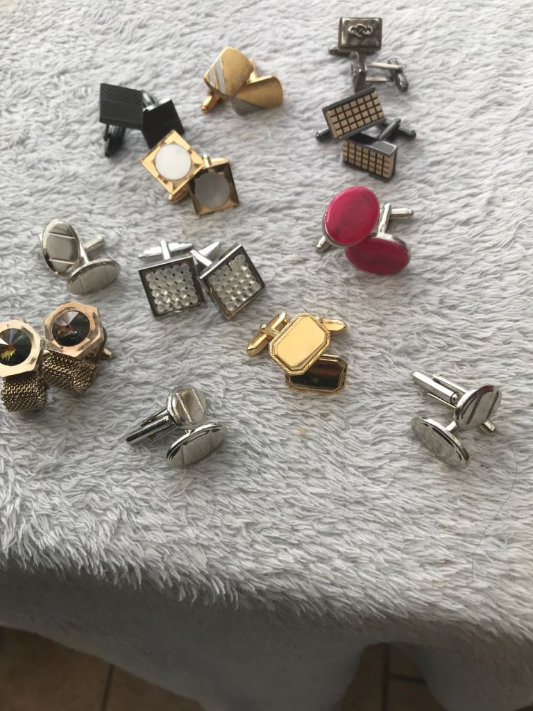 Cuff links 