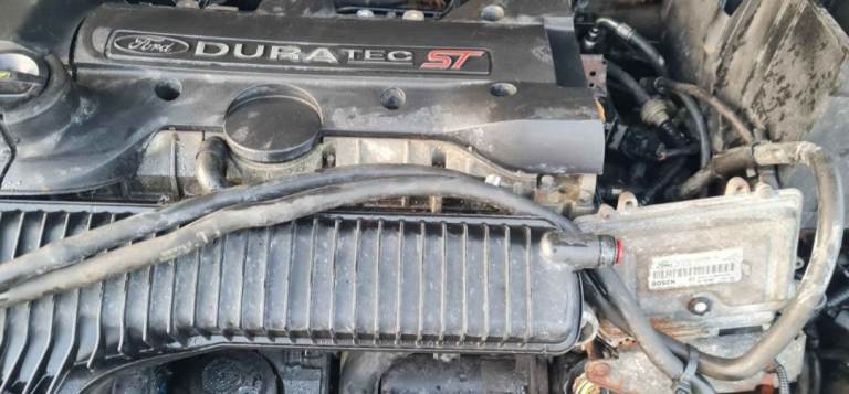 image for Ford / volvo 2.5 turbo petrol complete engine sell or may swap