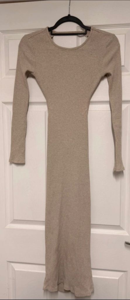 PrettyLittleThing dress 
