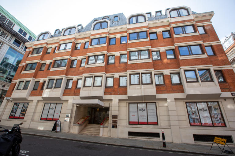 London - EC4Y0AB \ Private Office for 2 Workstations