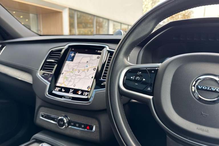 2022 Volvo XC90 2.0h T8 Recharge 18.8kWh Inscription Pro SUV 5dr Petrol Plug-in Hybrid Auto ESTAT...