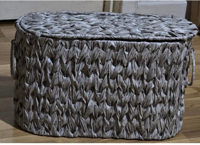 Storage basket 