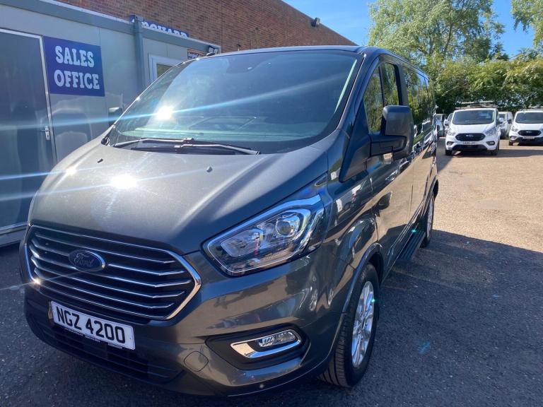 2019 Ford Tourneo Custom Titanium 2.0TDCi 5 Seater Minibus With Wheelchair Acces
