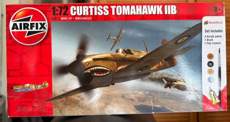 Airfix 1:72 Curtiss Tomahawk IIB Model Kit - New