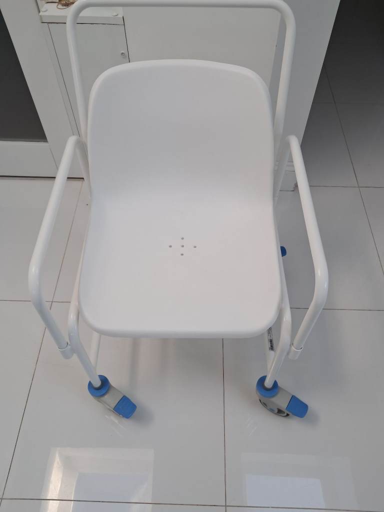 Shower Chair - reduced 
