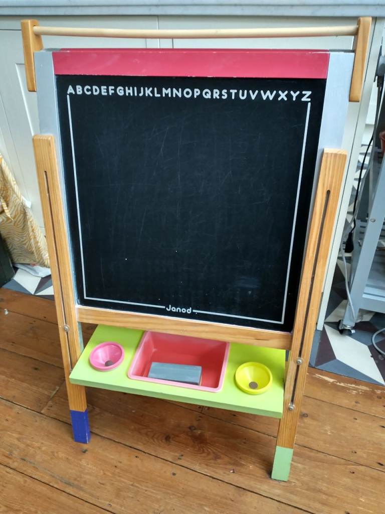 Kids' Janod Wooden Easel Blackboard / Whiteboard 