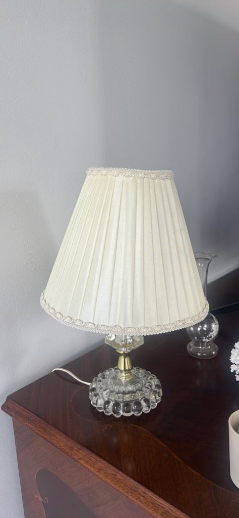 Table lamp